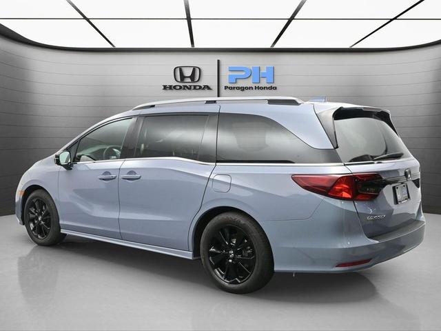 Photo of 2024 Sonic Gray Pearl Honda Odyssey