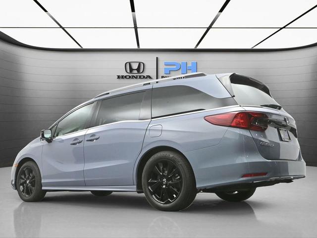 Photo of 2024 Sonic Gray Pearl Honda Odyssey