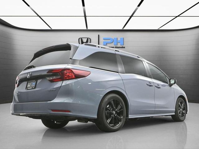 Photo of 2024 Sonic Gray Pearl Honda Odyssey
