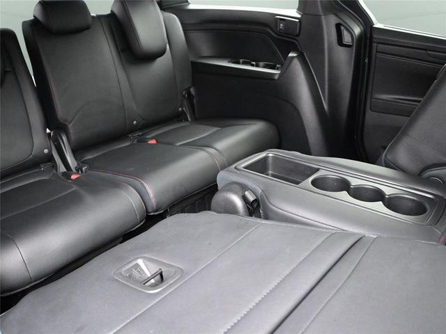 Photo of 2024 Sonic Gray Pearl Honda Odyssey