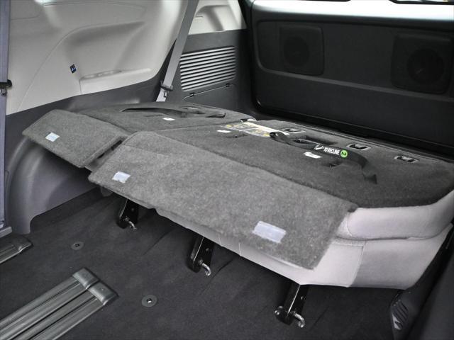 Photo of 2022 Predawn Gray Mica Toyota Sienna