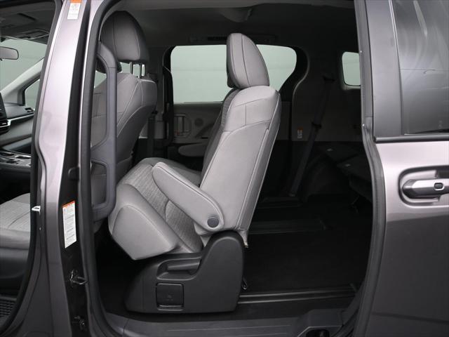 Photo of 2022 Predawn Gray Mica Toyota Sienna