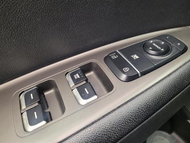 Photo of 2020 Sparkling Silver Kia Optima