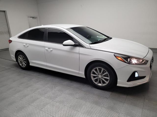 Photo of 2018 Quartz White Pearl Hyundai SONATA