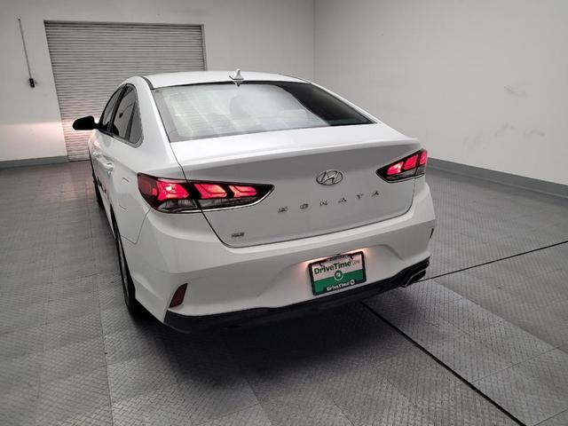 Photo of 2018 Quartz White Pearl Hyundai SONATA