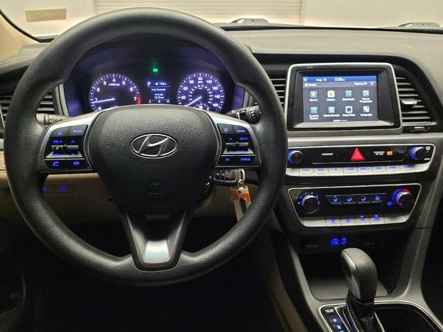 Photo of 2018 Quartz White Pearl Hyundai SONATA