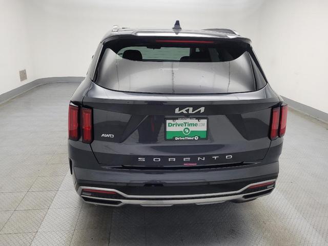 Photo of 2022 Gravity Grey Kia Sorento