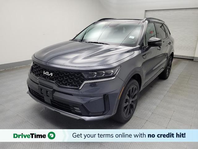 Photo of 2022 Gravity Grey Kia Sorento