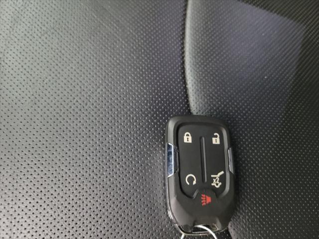 Photo of 2023 White GMC Terrain