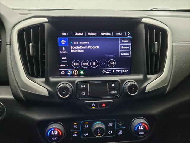 Photo of 2023 White GMC Terrain