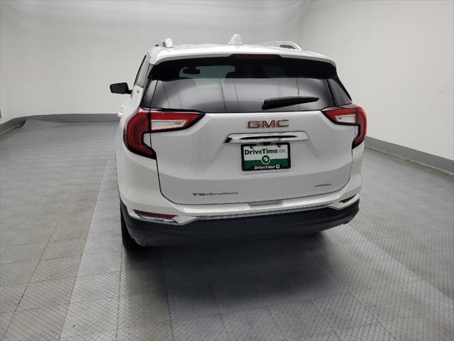 Photo of 2023 White GMC Terrain