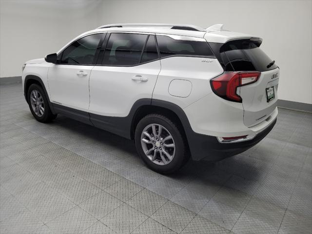Photo of 2023 White GMC Terrain