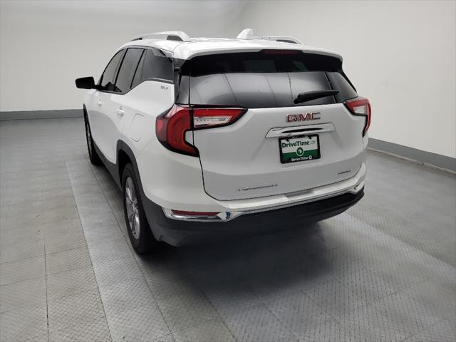 Photo of 2023 White GMC Terrain