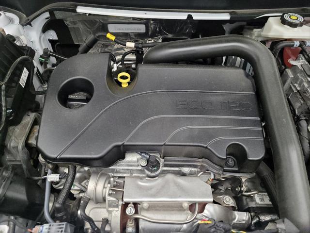 Photo of 2023 White GMC Terrain