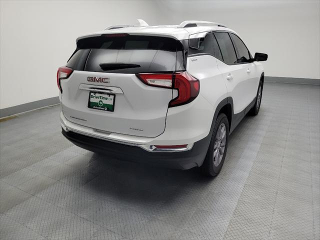 Photo of 2023 White GMC Terrain