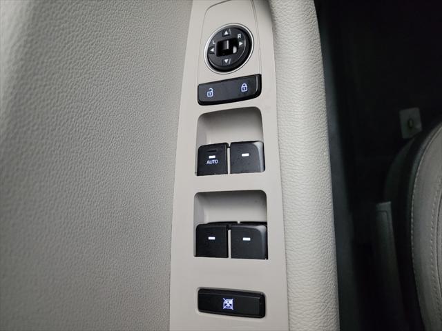 Photo of 2018 Blue Hyundai SONATA