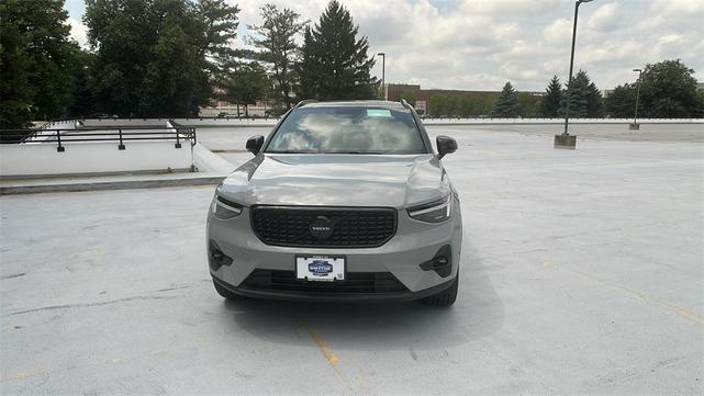 Photo of 2026 Grey Volvo XC40