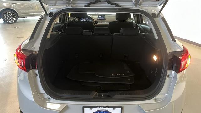 Photo of 2019 Ceramic Silver Metallic Mazda CX-3