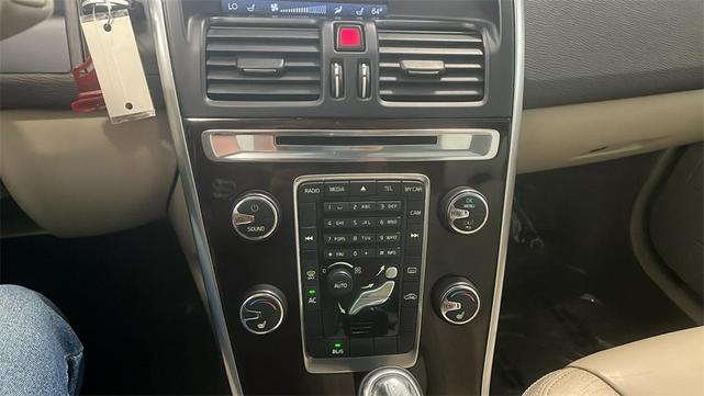 Photo of 2013 Flaminco Red Metallic Volvo XC60