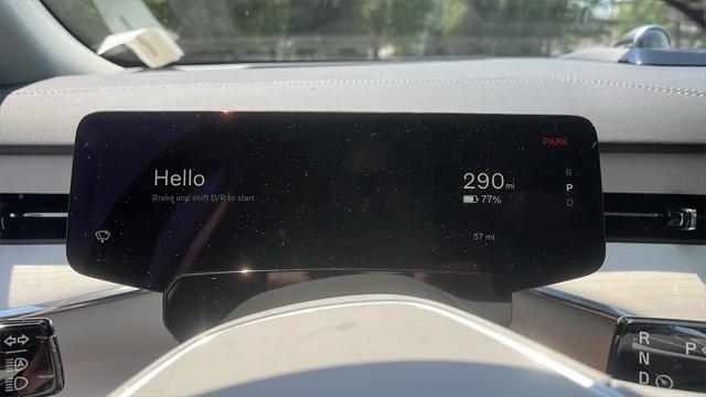Photo of 2025 Onyx Black Volvo EX90