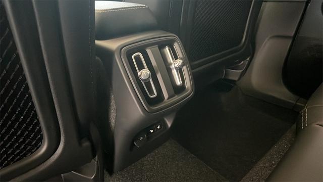 Photo of 2025 Grey Volvo XC40