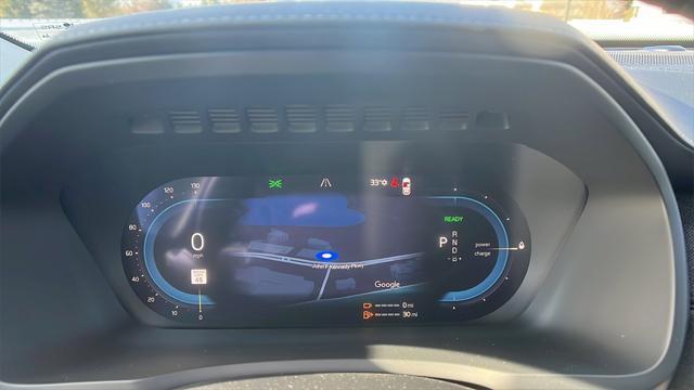 Photo of 2025 Crystal White Pearl Volvo XC90 Plug-In Hybrid