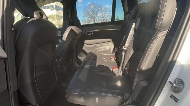 Photo of 2025 Crystal White Pearl Volvo XC90 Plug-In Hybrid