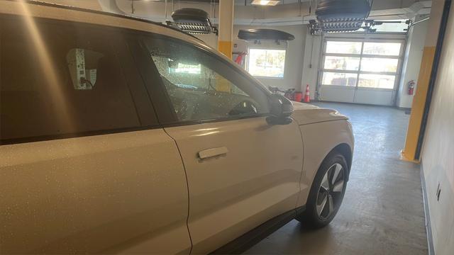 Photo of 2025 Sand Dune Volvo EX90