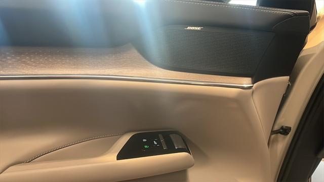 Photo of 2025 Sand Dune Volvo EX90