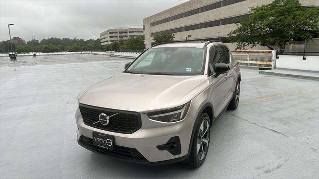 2023 Volvo XC40