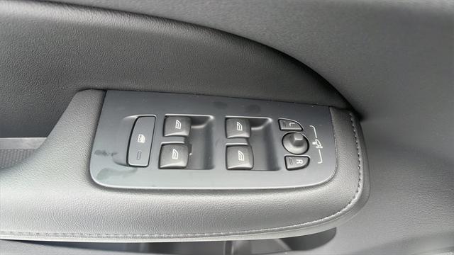 Photo of 2025 Crystal White Pearl Volvo S60