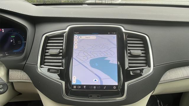 Photo of 2024 Crystal White Metallic Volvo XC90 Recharge Plug-In Hybrid