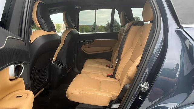 Photo of 2022 Denim Blue Volvo XC90