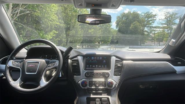 Photo of 2020 Gray GMC Yukon