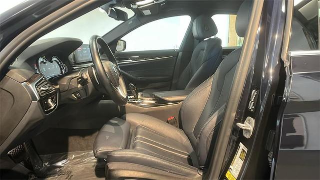 Photo of 2017 Imperial Blue Metallic BMW 530