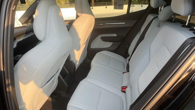 Photo of 2025 Onyx Black Volvo EX30