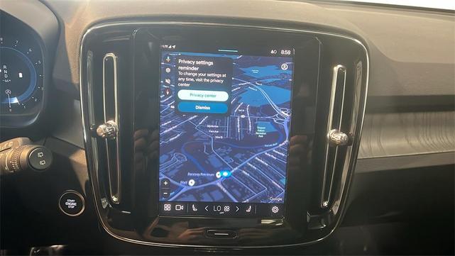 Photo of 2025 Grey Volvo XC40