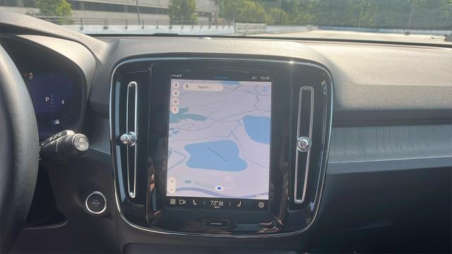 Photo of 2025 Silver Volvo XC40