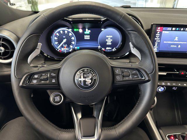 Photo of 2024 Alfa White Alfa Romeo Tonale