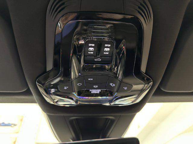Photo of 2024 Alfa White Alfa Romeo Tonale