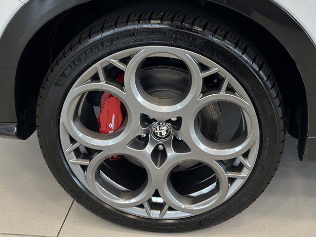 Photo of 2024 Alfa White Alfa Romeo Tonale