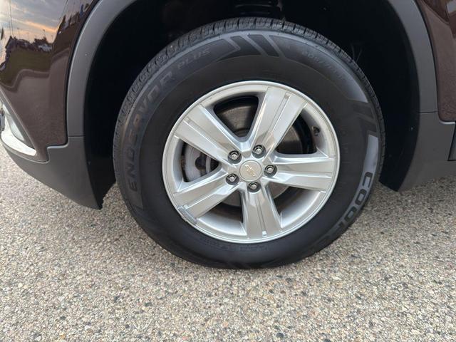 Photo of 2021 Black Cherry Metallic Chevrolet Trax