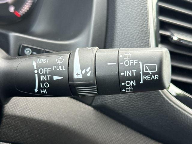 Photo of 2023 Sonic Gray Pearl Honda Passport