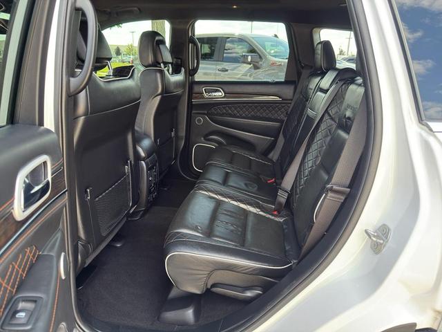 Photo of 2020 Ivory 3-Coat Jeep Grand Cherokee