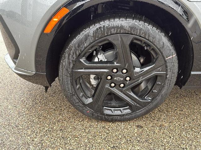 Photo of 2025 Sterling Gray Metallic Chevrolet Equinox EV