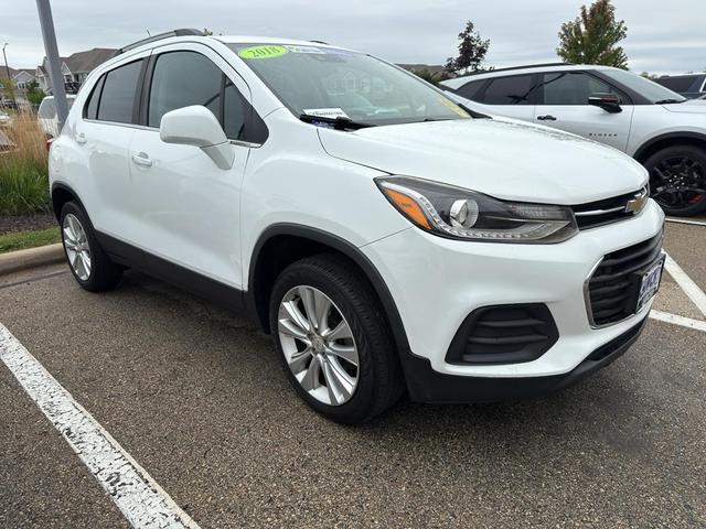 Photo of 2018 Summit White Chevrolet Trax