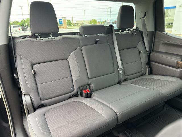 Photo of 2022 Black Chevrolet Silverado 1500