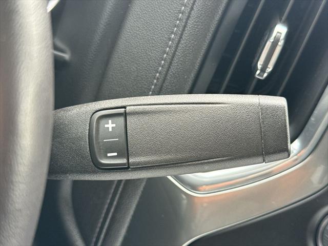 Photo of 2022 Black Chevrolet Silverado 1500
