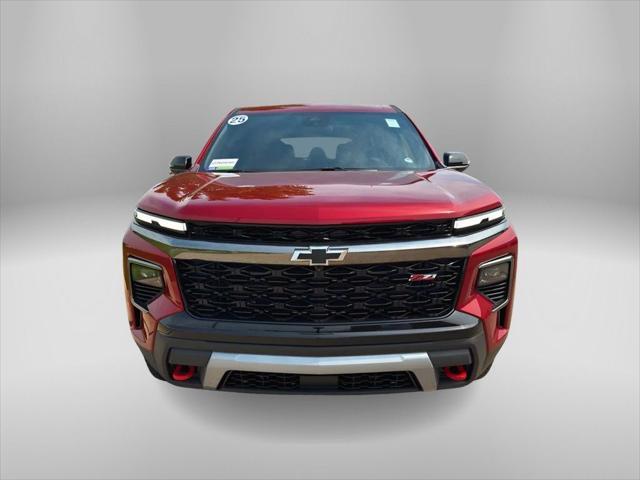 Photo of 2025 Radiant Red Tintcoat Chevrolet Traverse