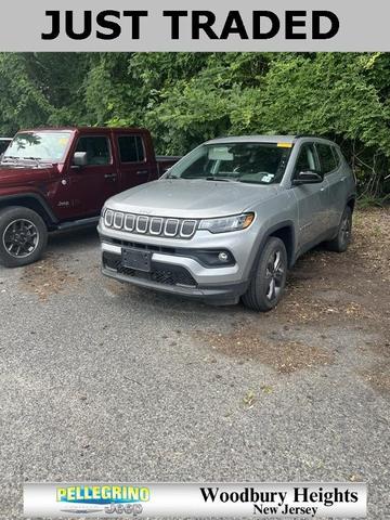 Photo of 2022 Billet Silver Metallic Clearcoat Jeep Compass